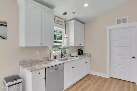 65 Cindy Road Rd, Richlands, NC 28574 photo 7