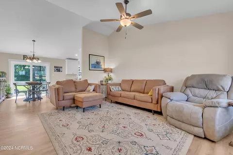 65 Cindy Road Rd, Richlands, NC 28574 photo 12