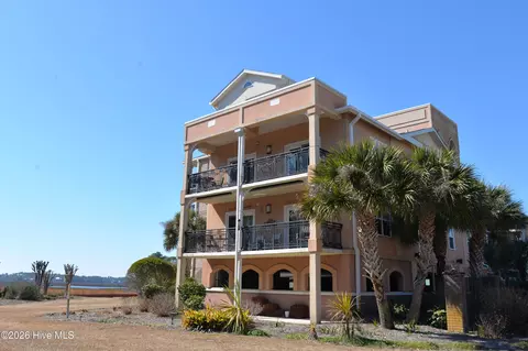 3100 Marsh Grove Ln # 3201, Southport, NC 28461