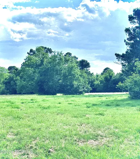 5524 Sandpiper Dr, Oriental, NC 28571
