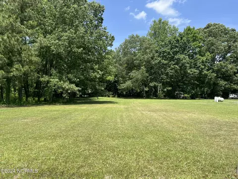 17001702 Pine St, Elizabeth City, NC 27909