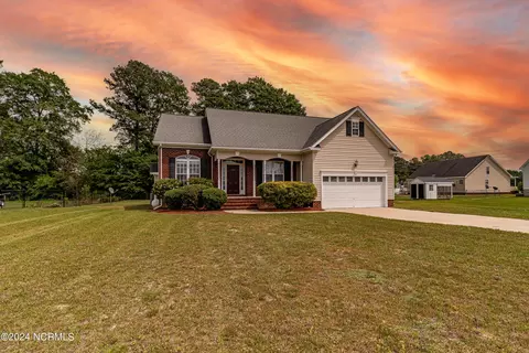 102 Weatherby Dr, Goldsboro, NC 27530
