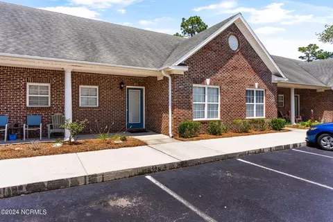 328 Hibiscus Way, Wilmington, NC 28412
