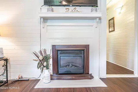 211 E Moore St, Robbins, NC 27325 photo 10