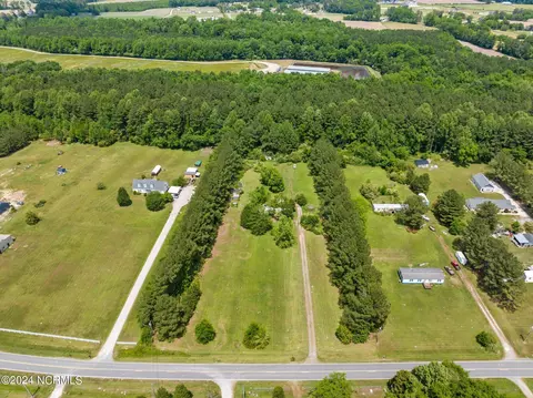 2379 Doc Loftin Rd, Ayden, NC 28513 photo 3