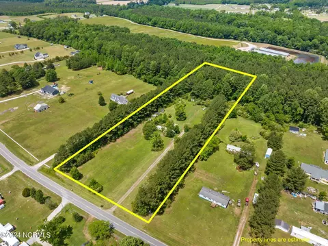 2379 Doc Loftin Rd, Ayden, NC 28513