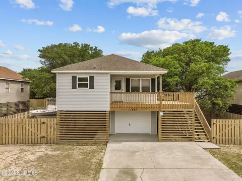 405 W 4th St, Kill Devil Hills, NC 27948 photo 2