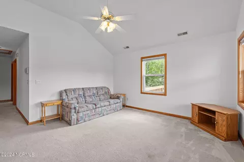 405 W 4th St, Kill Devil Hills, NC 27948 photo 9