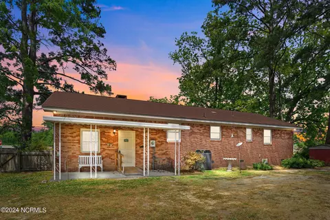 5494 Us 264, Washington, NC 27889