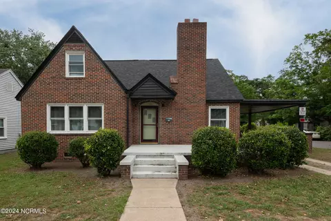305 S Meade St, Greenville, NC 27858