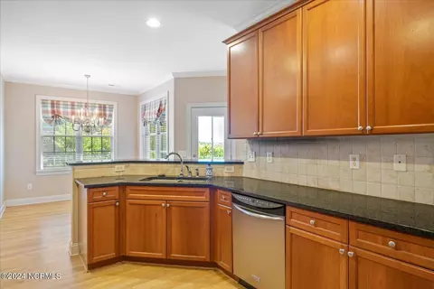 220 Highlands Dr, Hampstead, NC 28443 photo 10