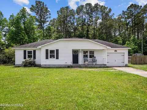 1113 Murrill Hill Rd, Jacksonville, NC 28540