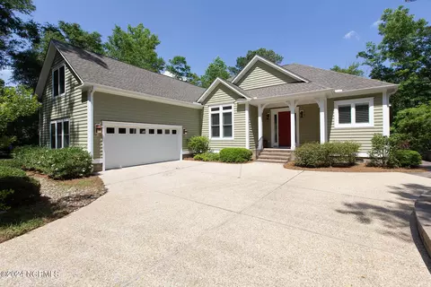 1125 Futch Creek Rd, Wilmington, NC 28411