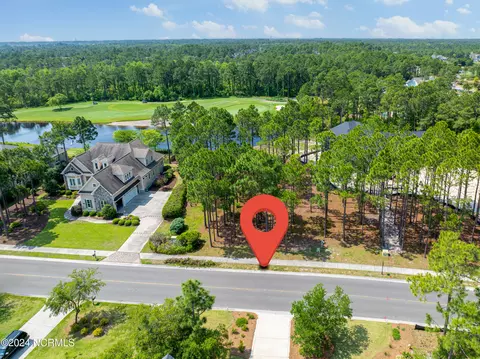 3701 Bridgewater Dr, Southport, NC 28461