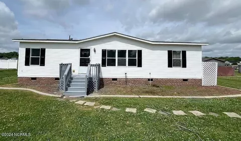 111 Brandywine Dr, Goldsboro, NC 27534