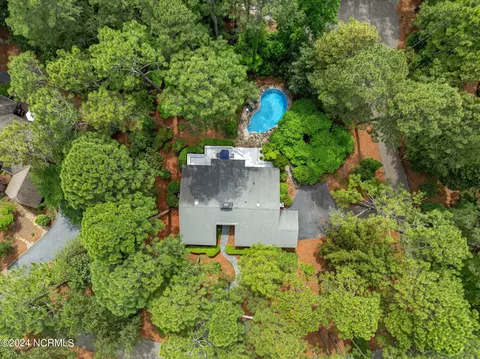 275 Quail Run, Pinehurst, NC 28374 photo 2