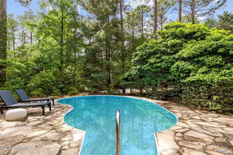 275 Quail Run, Pinehurst, NC 28374 photo 3