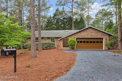 3 Meadowlark Ln, Pinehurst, NC 28374