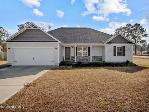 515 Ginn St, Jacksonville, NC 28540