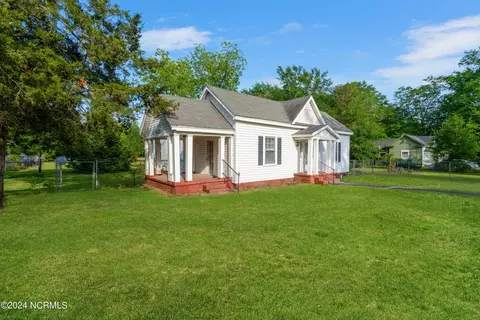 510 Washington Ave, Hamlet, NC 28345