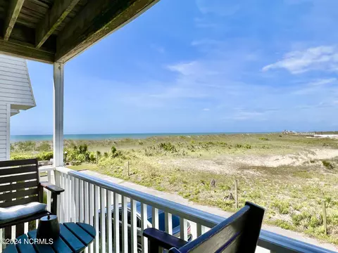 307 W First St # F1, Ocean Isle Beach, NC 28469