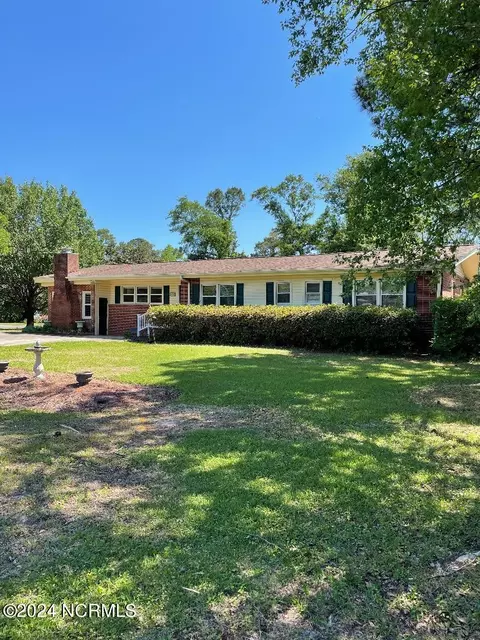 3918 Evergreen Dr, Wilmington, NC 28403