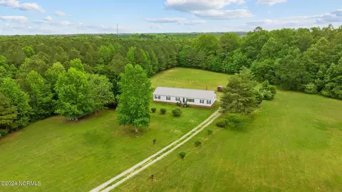 47 Northeast Dr, Gates, NC 27937