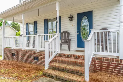 179 Yorkshire Dr, Cameron, NC 28326 photo 3