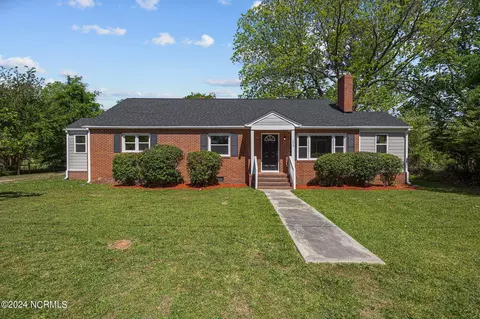 103 Hancock St, Lewiston, NC 27849