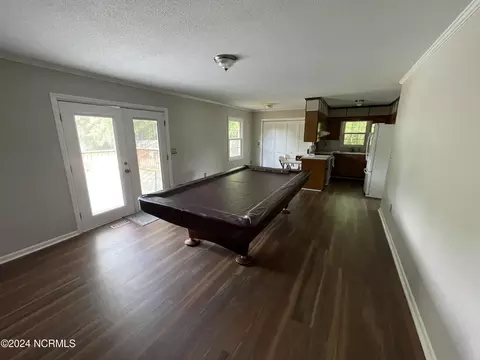 Living - 2000 Sunset Ave, Clinton, NC 28328 photo 2 of 2