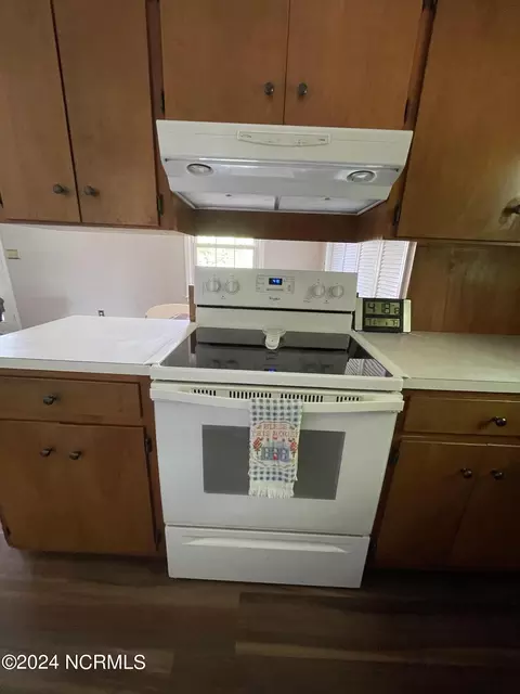 Kitchen - 2000 Sunset Ave, Clinton, NC 28328 photo 2 of 2