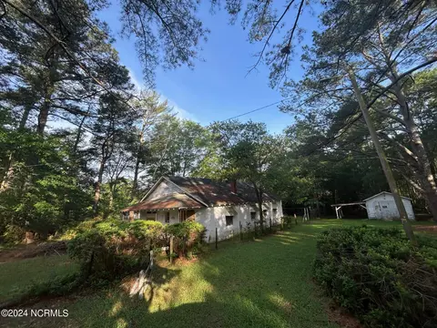 119 Entwistle Third St, Rockingham, NC 28379