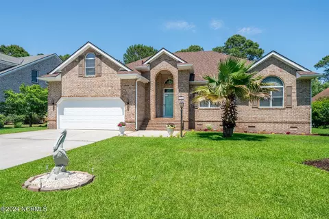 2742 Juneberry Ln SE, Southport, NC 28461