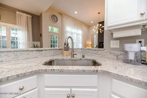 70 Lake View Dr E, Pinehurst, NC 28374 photo 15
