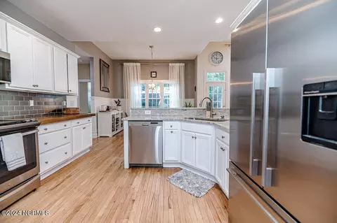 70 Lake View Dr E, Pinehurst, NC 28374 photo 12