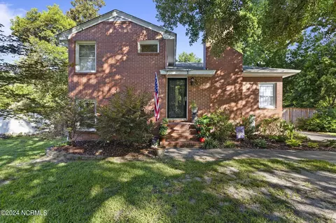 105 Warlick St, Jacksonville, NC 28540
