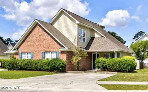 411 Saint Rosea Rd, Wilmington, NC 28405