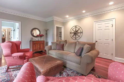255 Cherokee Rd, Pinehurst, NC 28374 photo 5