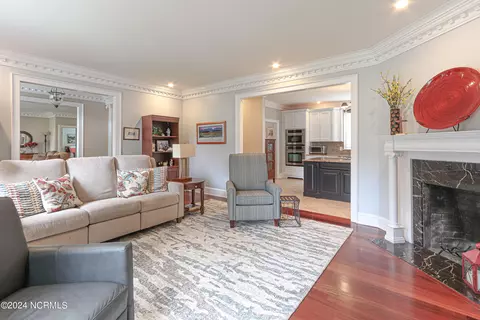 255 Cherokee Rd, Pinehurst, NC 28374 photo 8