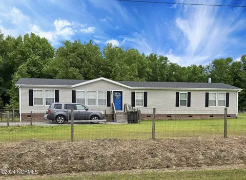 271 Hazelton Rd, Gates, NC 27937