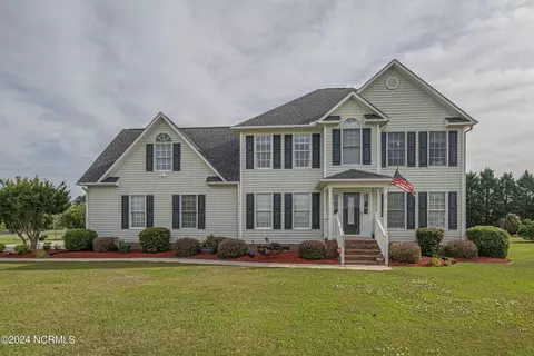 2233 Leon Dr, Greenville, NC 27858
