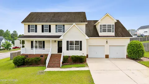 106 Snowden Ln, Cameron, NC 28326