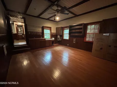 1054 Oakview Dr, Williamston, NC 27892 photo 17
