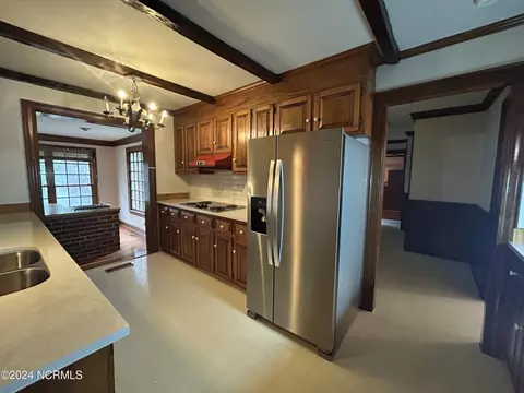 1054 Oakview Dr, Williamston, NC 27892 photo 11