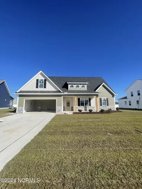 599 Norberry Dr, Winterville, NC 28590