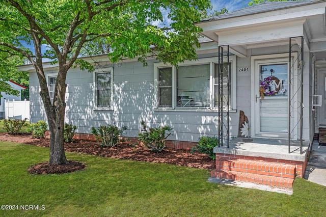 2404 W 5th St, Washington, NC 27889