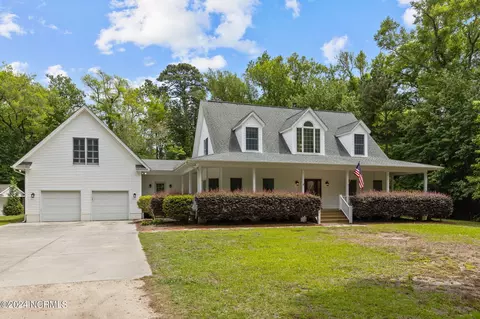 114 Brandywine Blvd, Morehead City, NC 28557