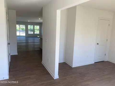 Entry Way - 910 Downing Rd, Boiling Spring Lakes, NC 28461 photo 1 of 1