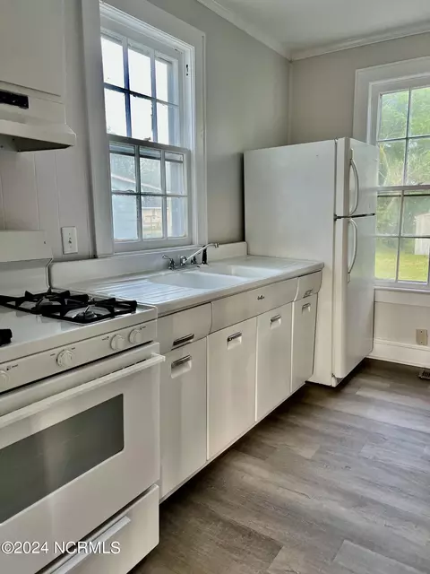 909 Cabarrus St, Edenton, NC 27932 photo 13
