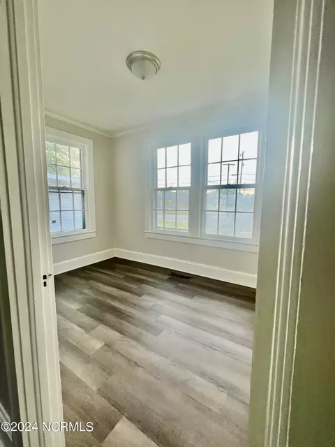 909 Cabarrus St, Edenton, NC 27932 photo 9